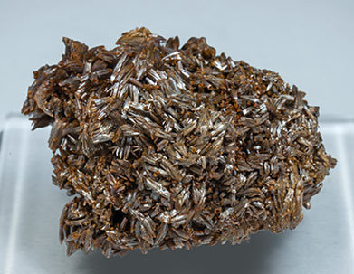 Arsenic-bearing Vanadinite (variety endlichite). Rear