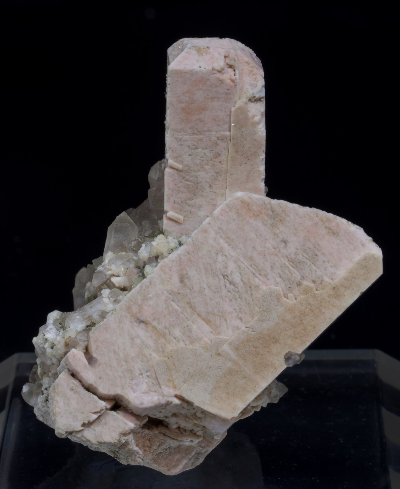 specimens/s_imagesAF8/Orthoclase-DL14AF8s.jpg