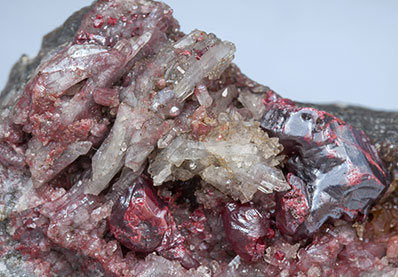 Cinnabar with Quartz. 