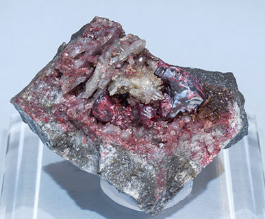 Cinnabar with Quartz. 