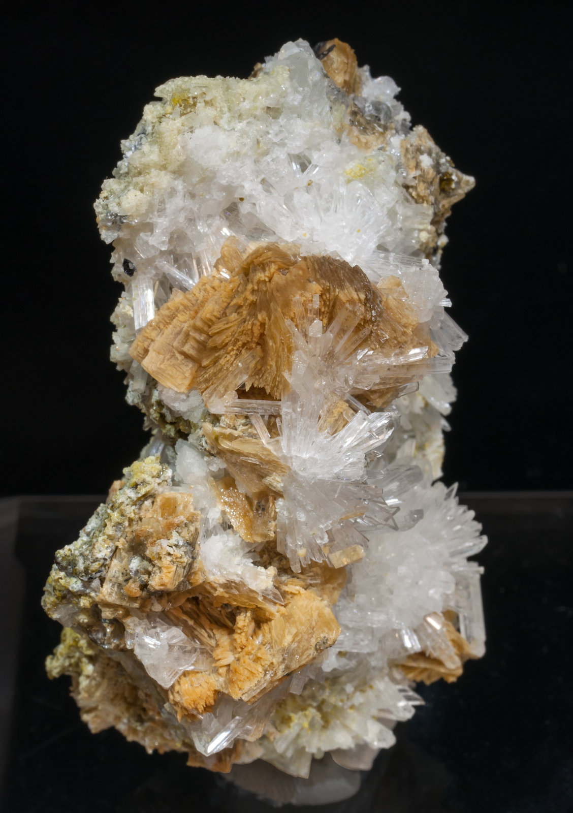 specimens/s_imagesAF9/Roweite-ED68AF9f.jpg