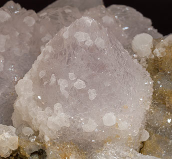 Quartz with Calcite and Siderite. 