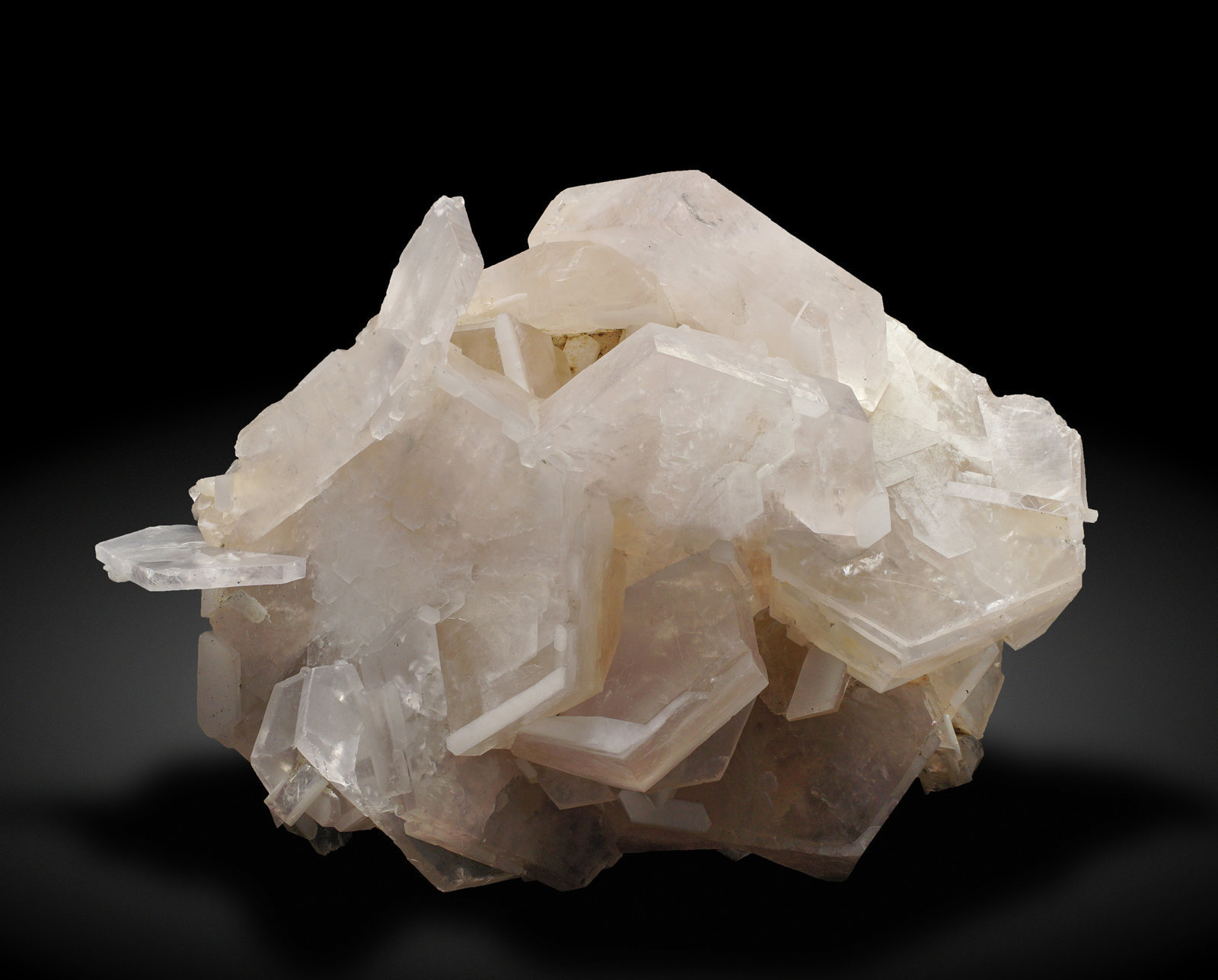 specimens/s_imagesAG1/Calcite-MR88AG1_02736_f.jpg