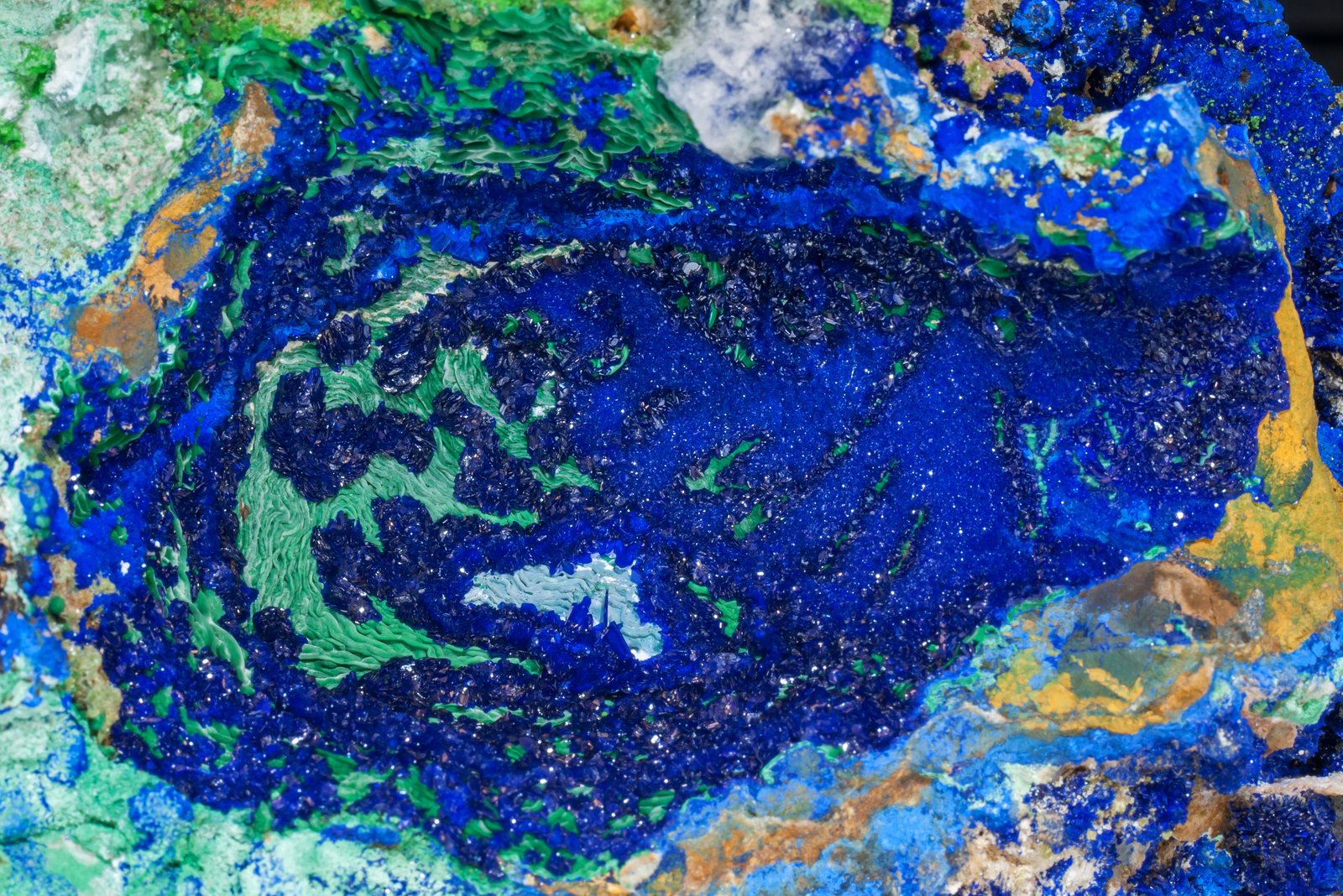 specimens/s_imagesAG4/Azurite-MK70AG4d.jpg