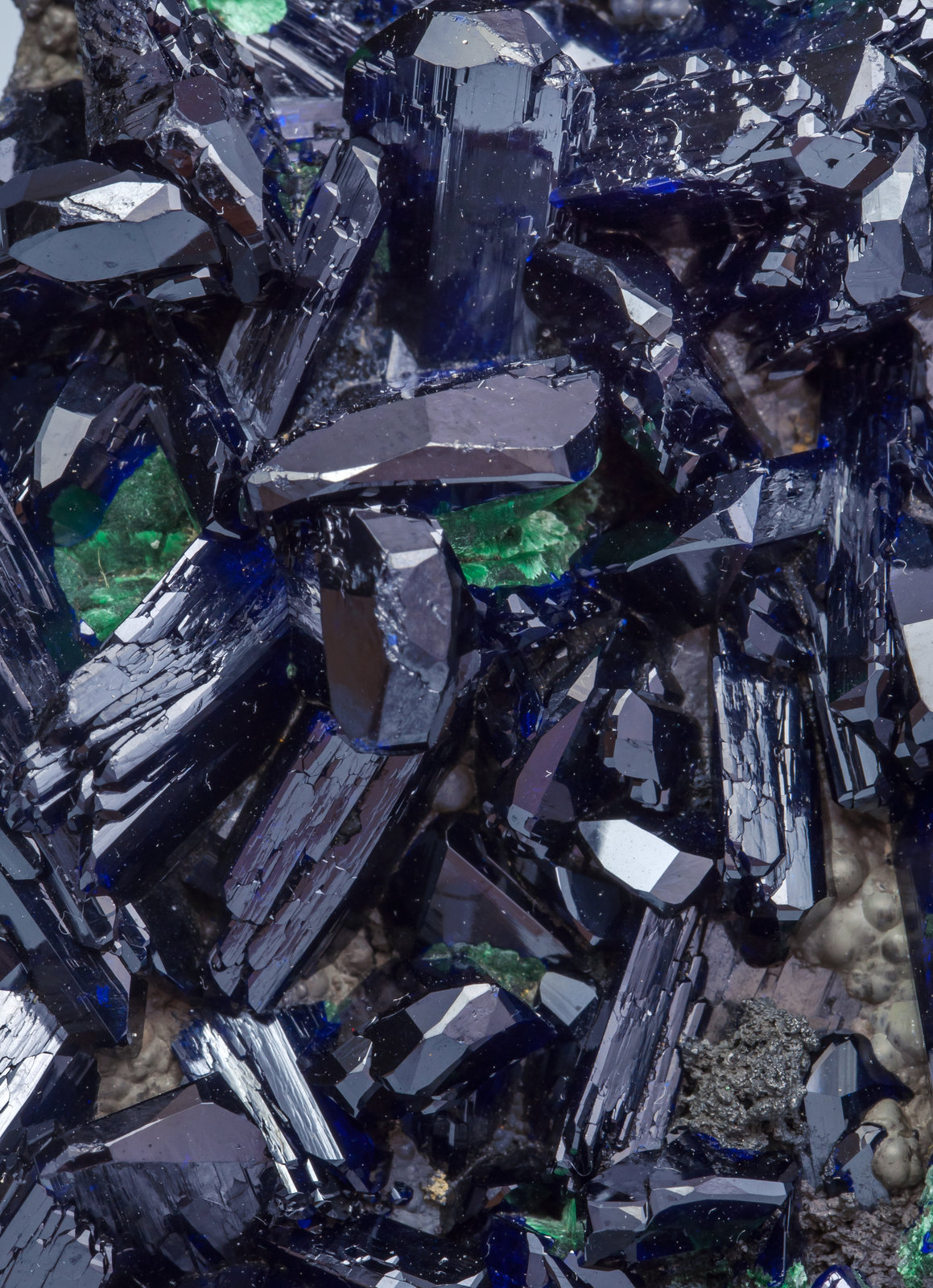 specimens/s_imagesAG7/Azurite-EP97AG7d2.jpg