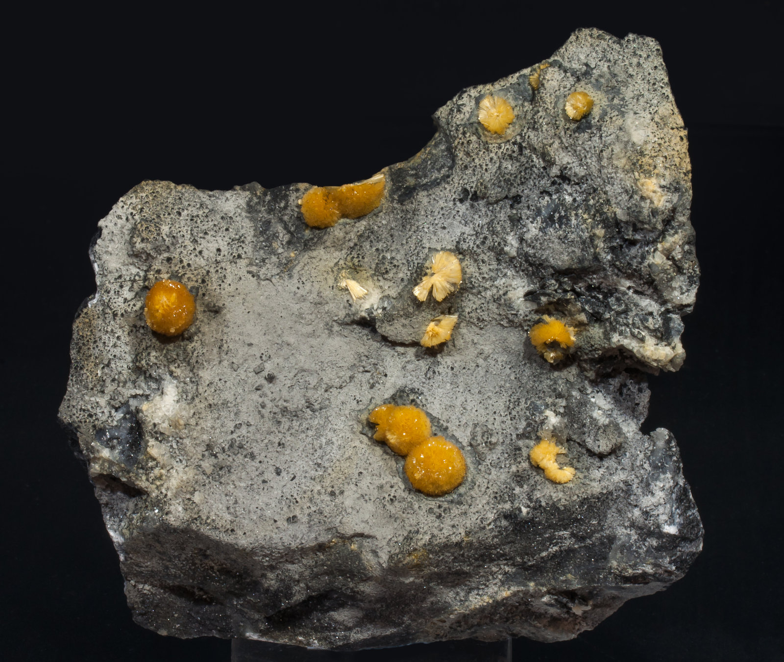 specimens/s_imagesAG7/Valentinite-MA89AG7f.jpg