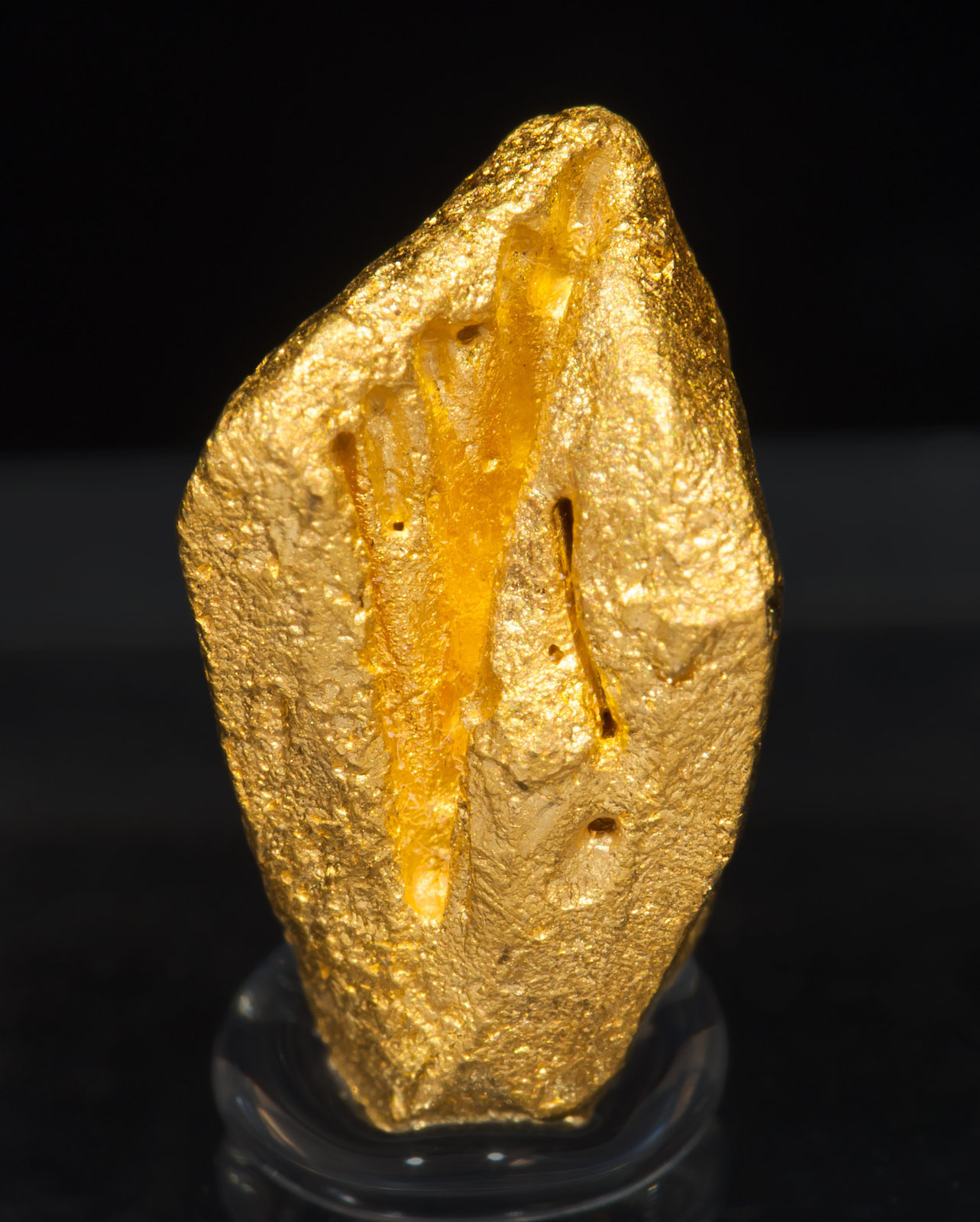 specimens/s_imagesAH0/Gold-TB91AH0f.jpg