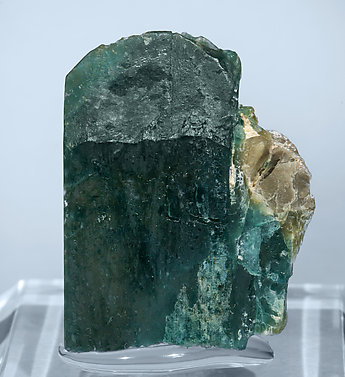 Grandidierite with Feldspar.