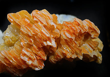 Chromium-rich Mimetite with Cerussite. 