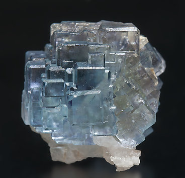 Fluorite with Quartz. Side