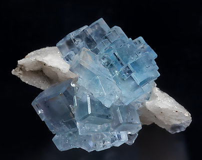 Fluorite with Quartz. Side