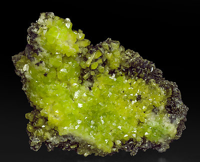 Adamite (variety cuprian). 