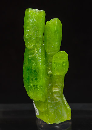 Pyromorphite. Front