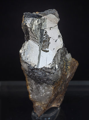 Antimony with Quartz.