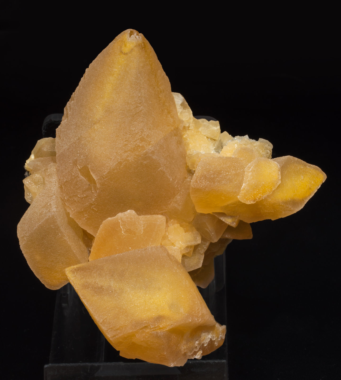 specimens/s_imagesAH7/Calcite-DC10AH7f.jpg