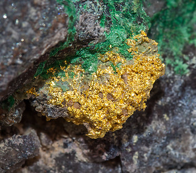 Gold with Malachite. 