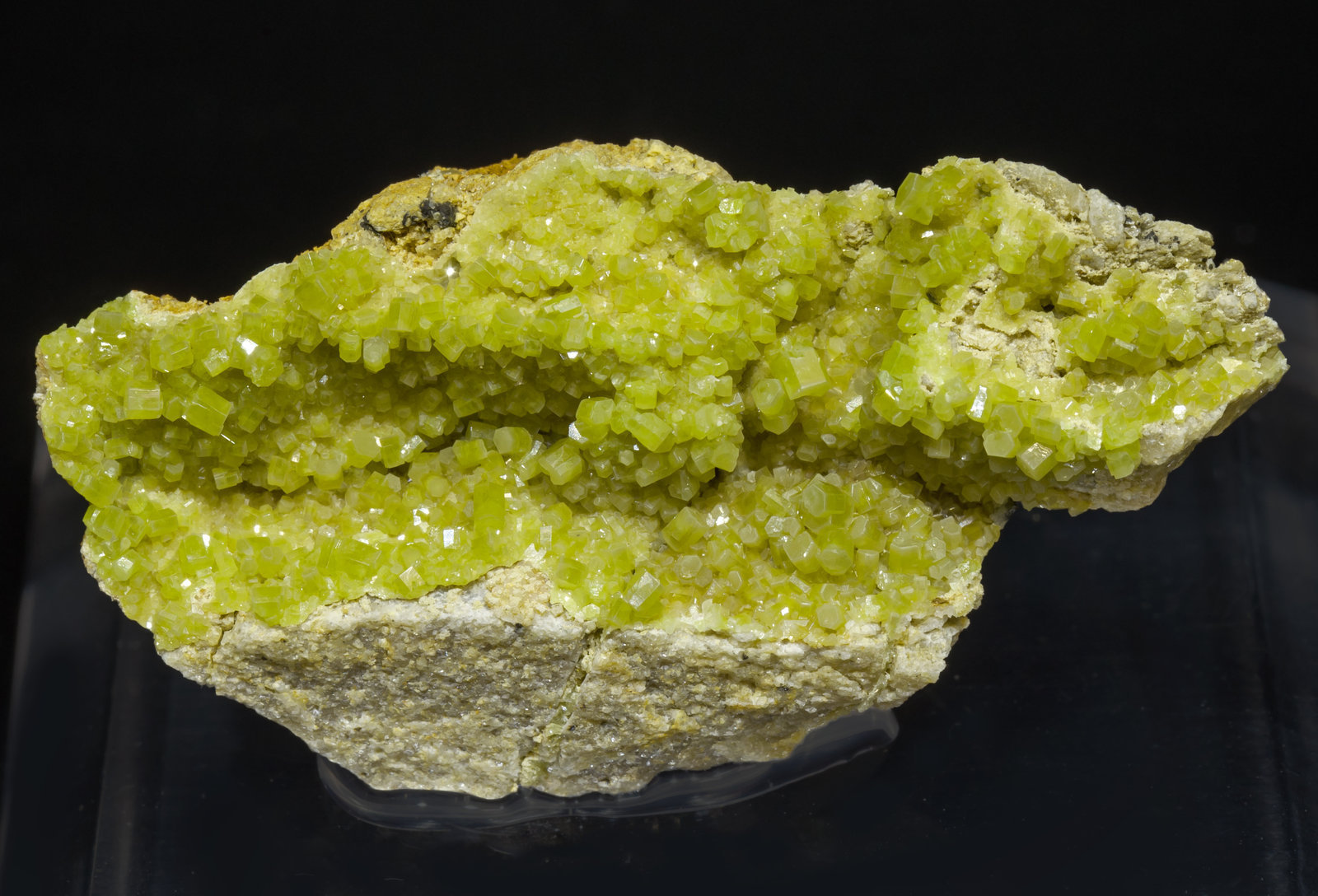 specimens/s_imagesAH7/Pyromorphite-NJ11AH7f.jpg