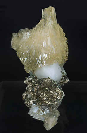 Baryte with Quartz and Pyrite.