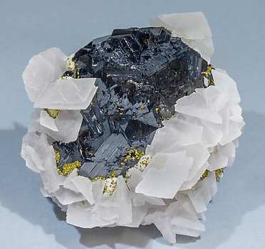 Sphalerite with Calcite and Pyrite. 