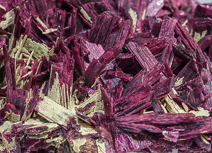 Erythrite with Bariopharmacosiderite. 