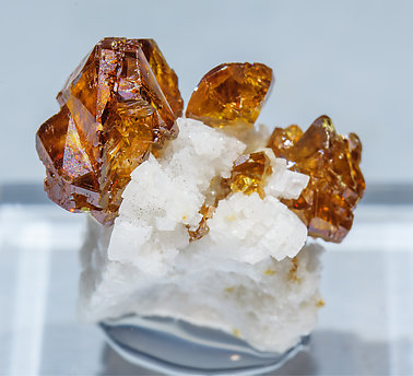 Sphalerite with Dolomite.