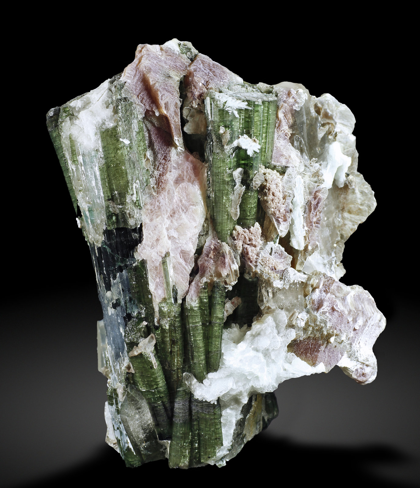 specimens/s_imagesAI2/Elbaite-TF90AI2_3907_r.jpg