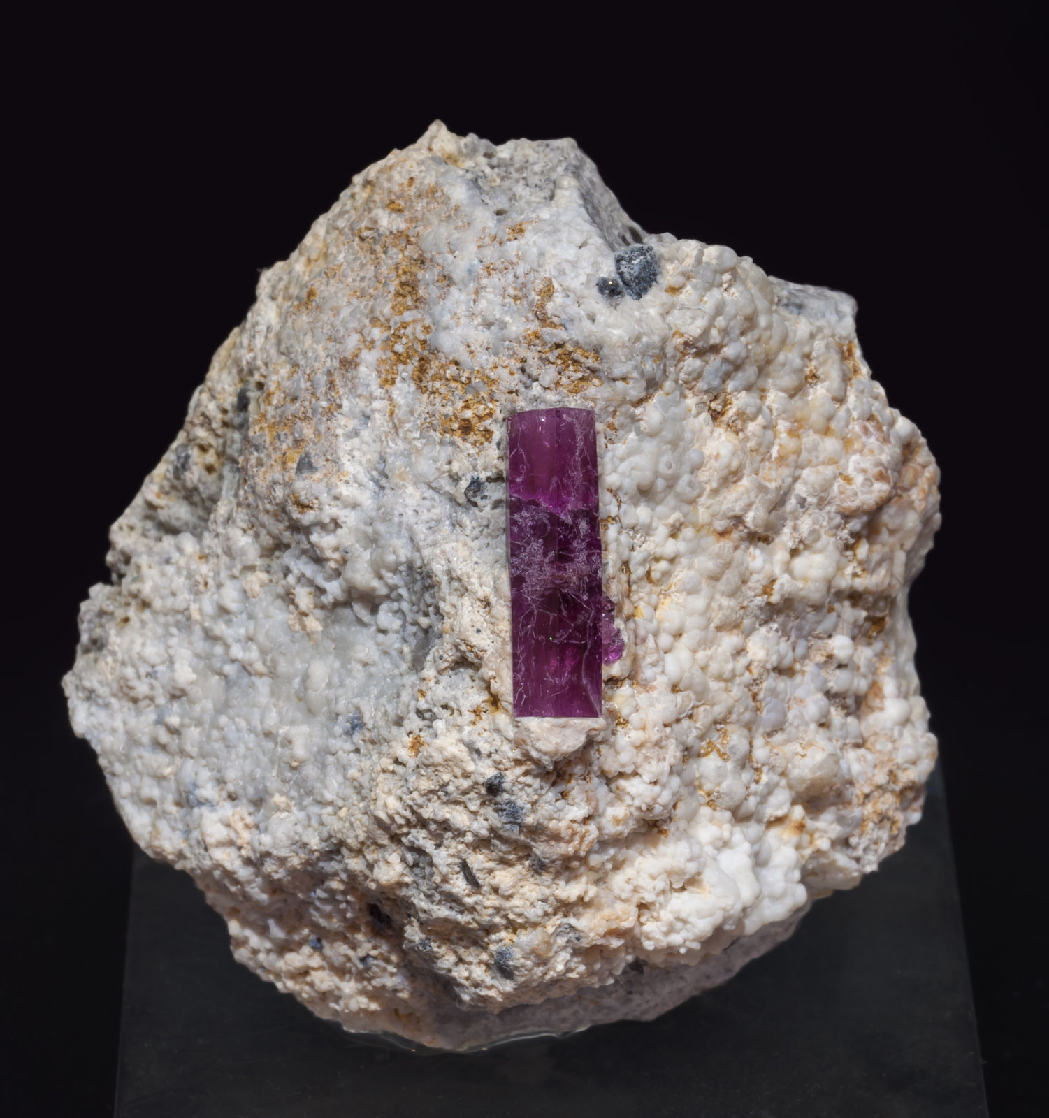 specimens/s_imagesAI3/Beryl_red-NC87AI3f.jpg