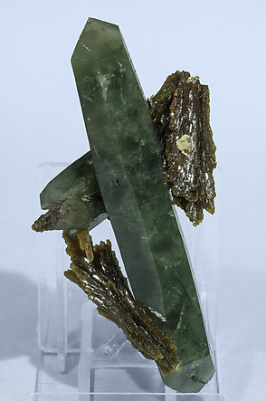 Quartz with Epidote.