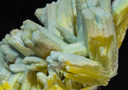 Pyromorphite with Plumbogummite. 