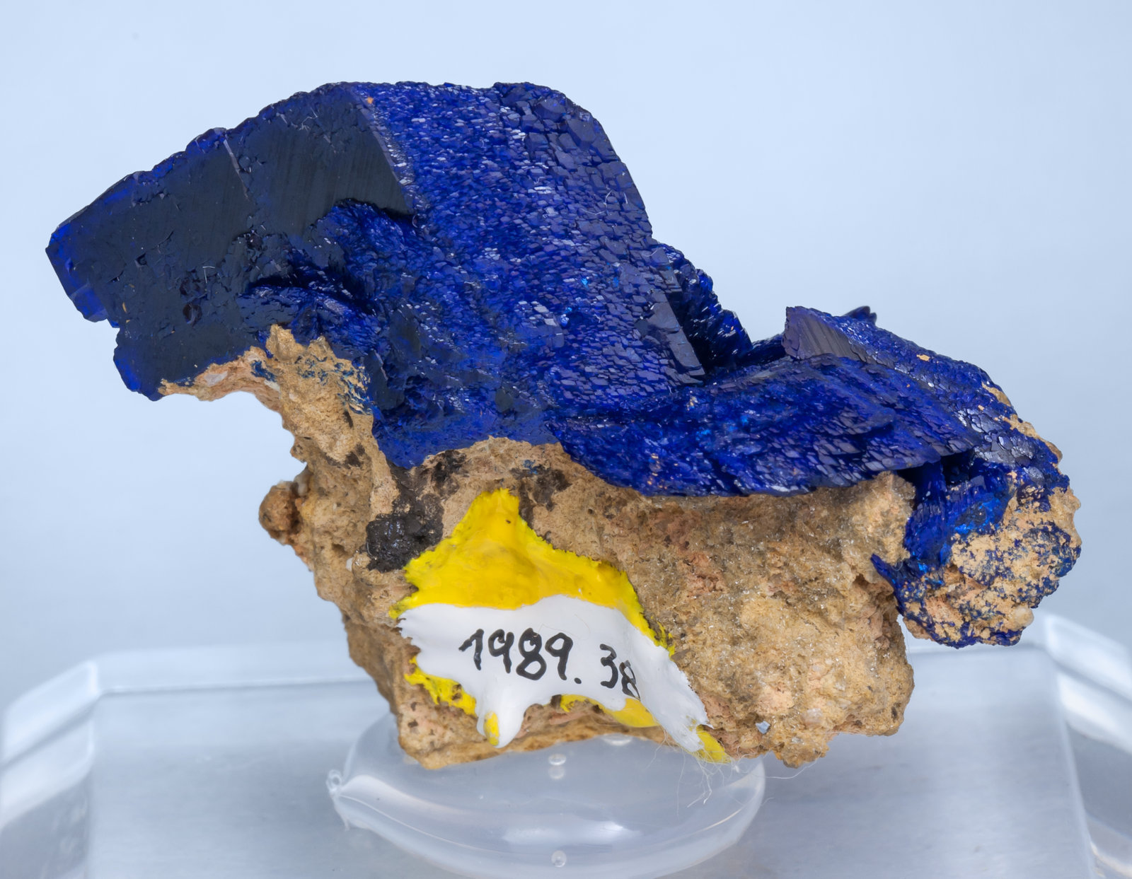 specimens/s_imagesAI5/Azurite-CQ87AI5r.jpg