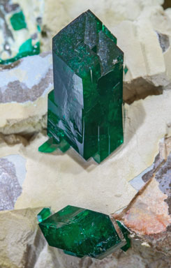 Dioptase with Plancheite and Quartz. 