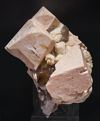 Microcline with Albite and Quartz (variety smoky). Side