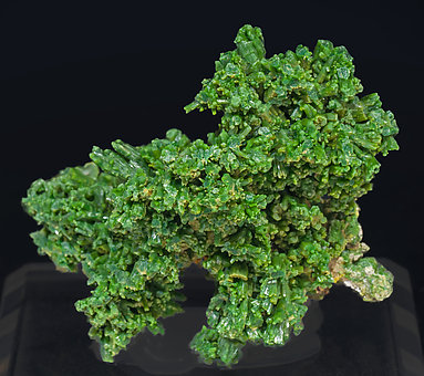 Pyromorphite. Rear