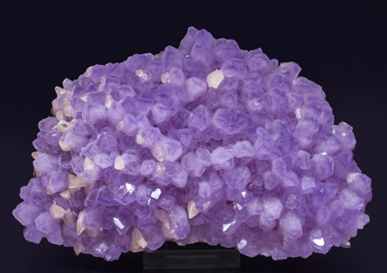 Quartz (variety amethyst) with Calcite. 