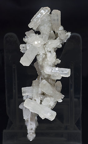 Strontianite with Quartz. Side