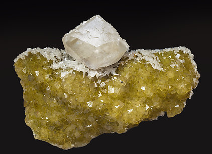 Calcite with Fluorite and Baryte.