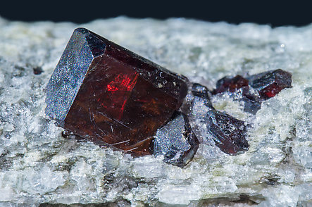 Tantalite-(Mn) on 'lepidolite' after Elbaite. 