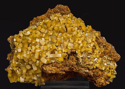 Wulfenite.