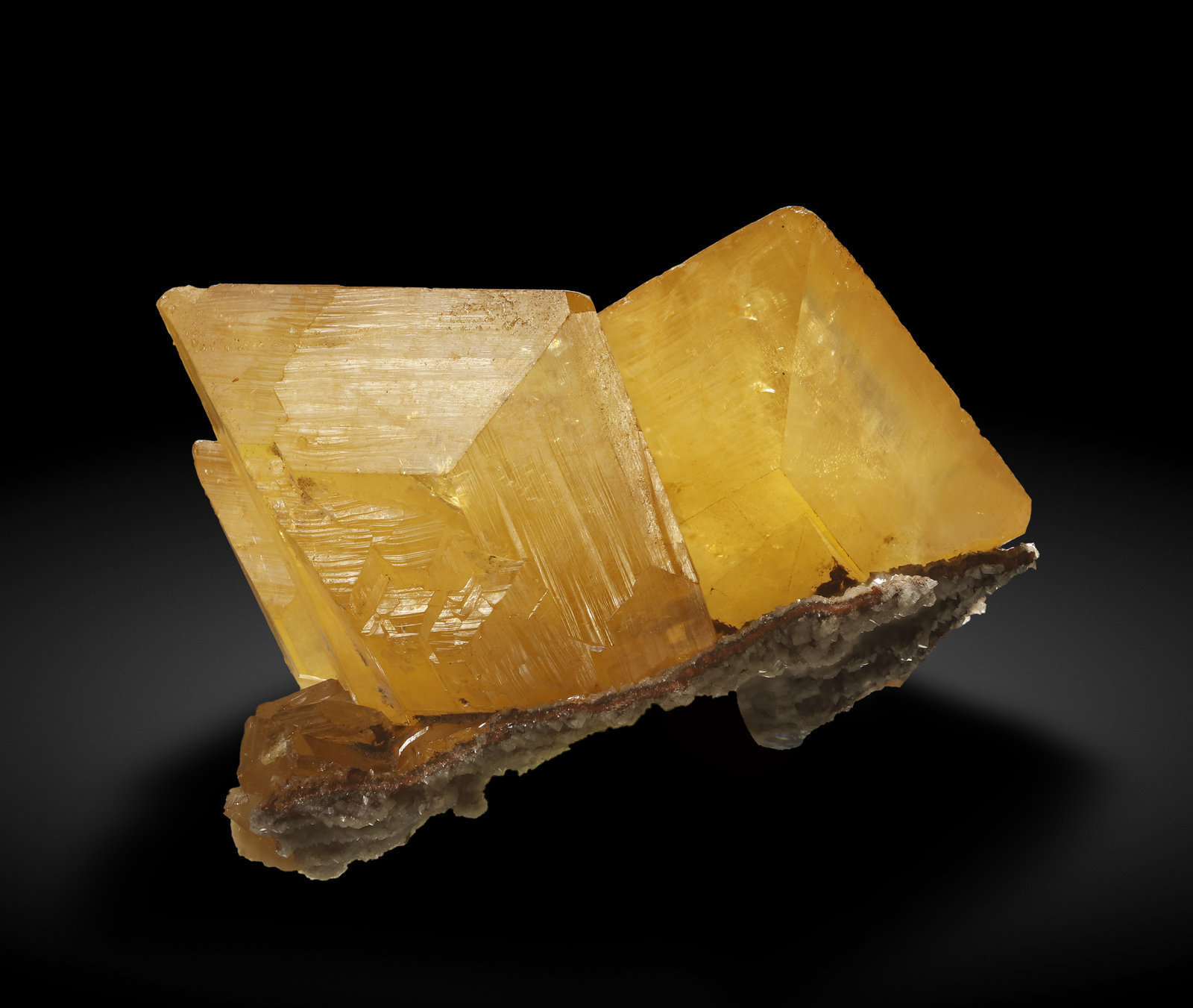 specimens/s_imagesAI9/Wulfenite-TA27AI9_6105_r.jpg