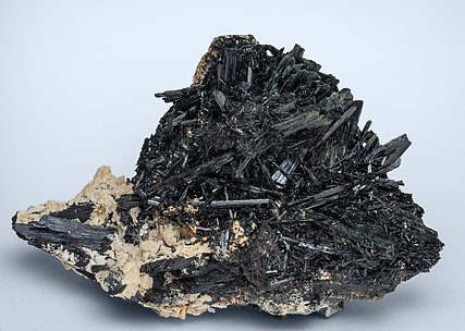 Arfvedsonite with Feldspar. Front