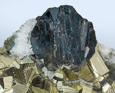 Pyrite with Sphalerite and Quartz. 