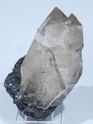 Quartz (variety smoky) with Ferberite.