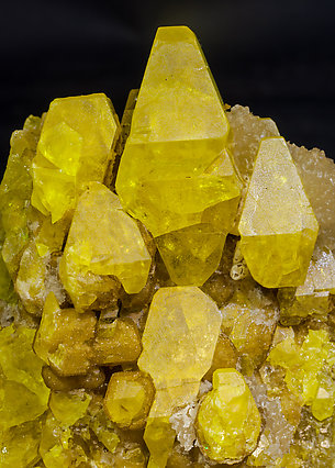 Sulphur with Calcite. 