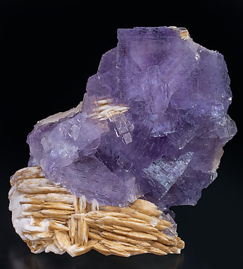 Fluorite with Baryte. 