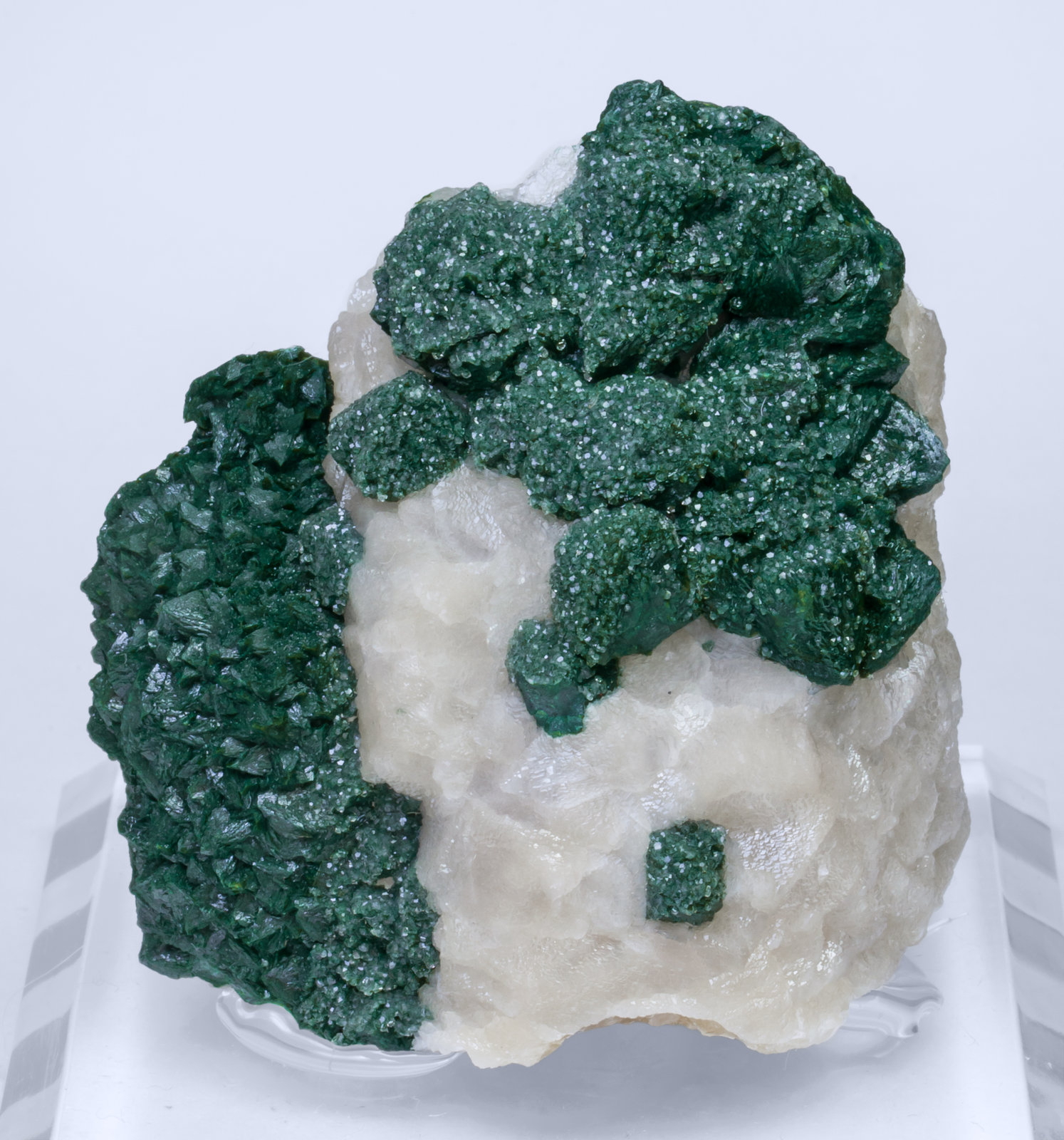 specimens/s_imagesAJ3/Malachite-TR73AJ3f.jpg