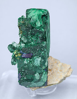 Malachite after Azurite and Azurite. Side