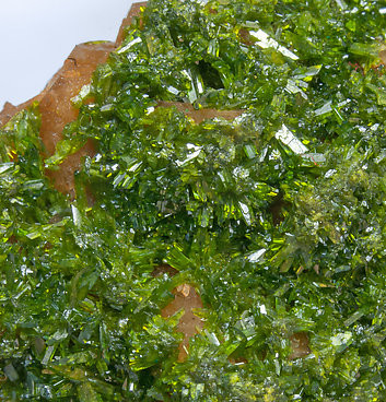 Rodalquilarite. 