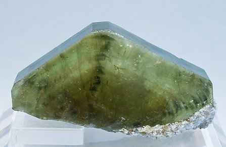 Fluorapatite with Calcite and Pyrite.