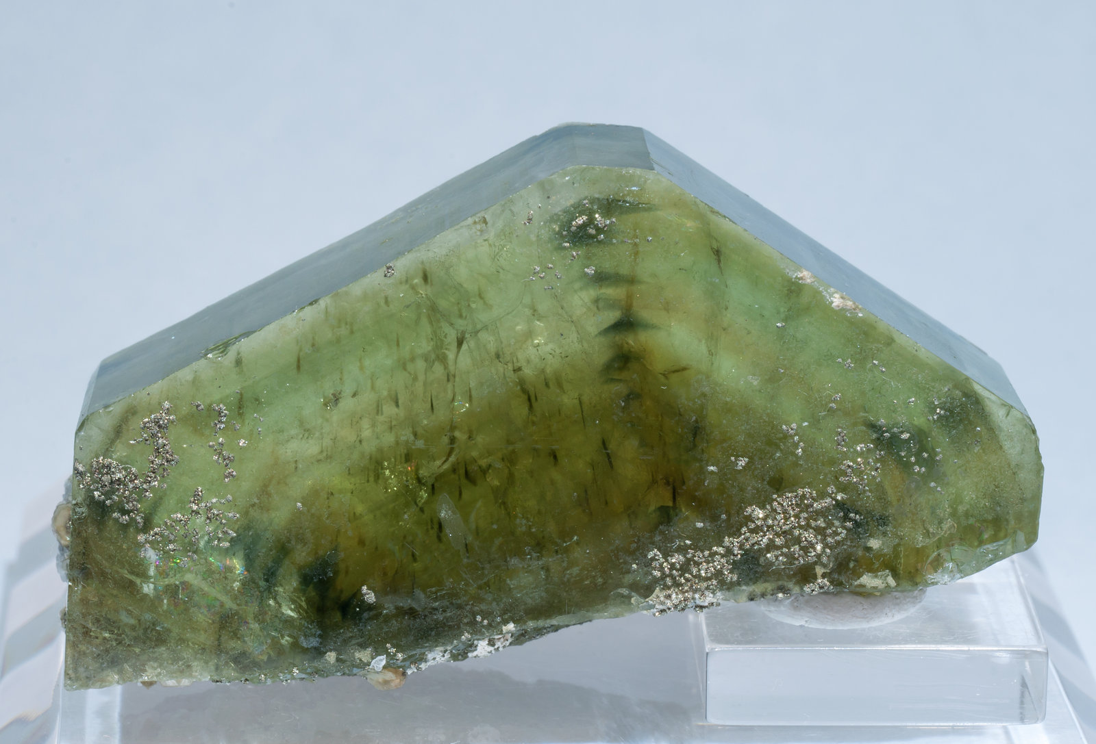 specimens/s_imagesAJ5/Fluorapatite-NG36AJ5r.jpg