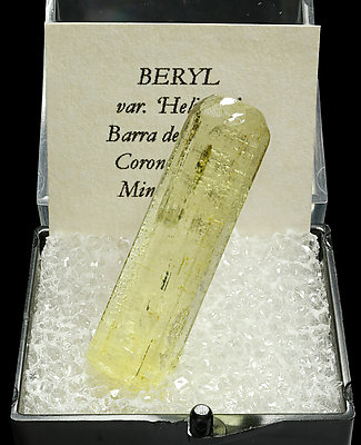 Beryl (variety heliodor). Front